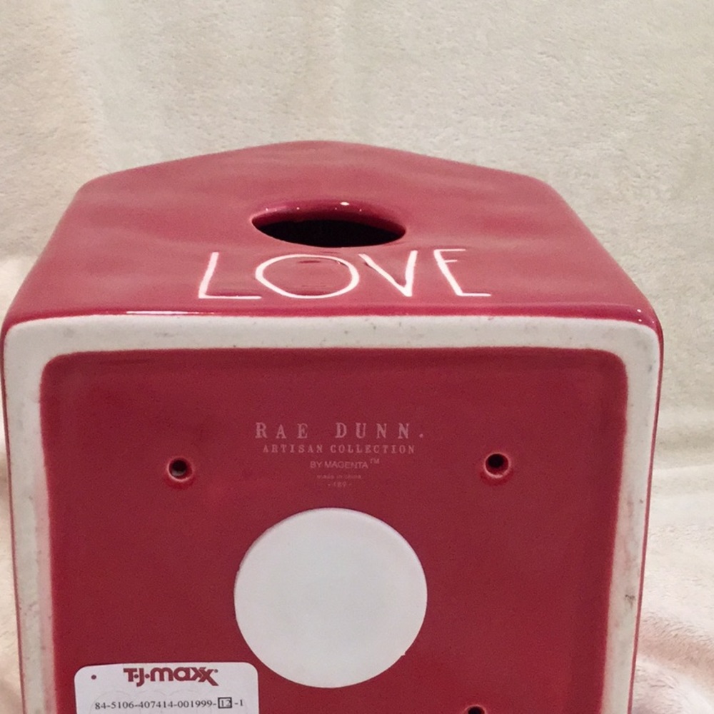 NWT ❤️ Rae Dunn LOVE BirdHouse ❤️ - Picture 2 of 10